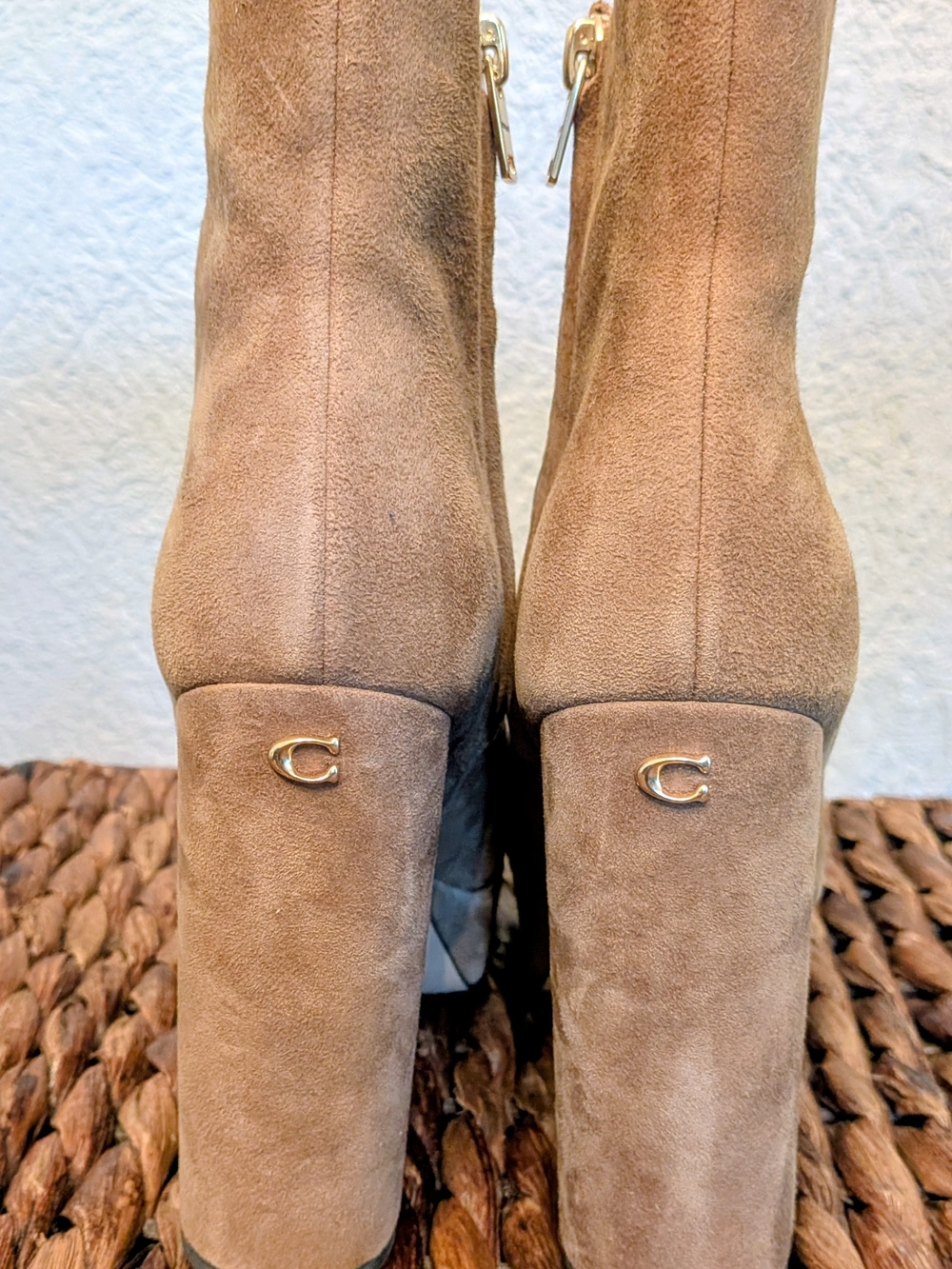 Coach Saddle Brown Suede Platform Block Heel Ankle Booties – Size 6.5 - Picture 3 of 14